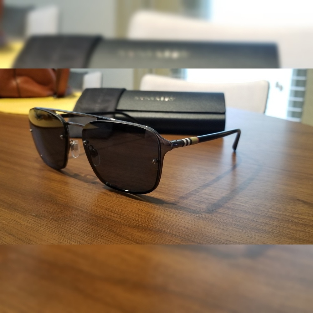 Burberry BE3095 Polarized Designer Sunglasses - Picture 2 of 4